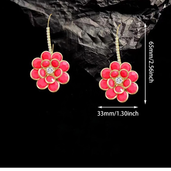 Camellia Floral dangle Earrings with crystals - Picture 6 of 6